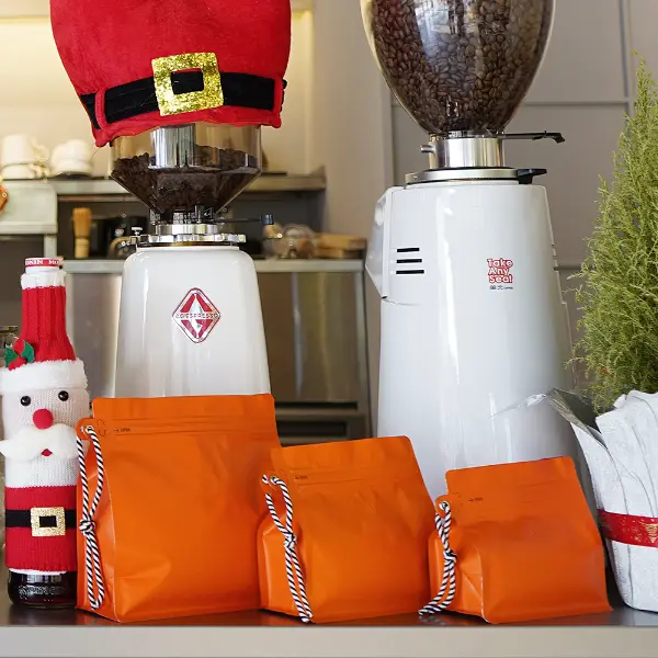 250Saquinhos de café G Stock com cordão nas cores amarelo, verde e laranja
