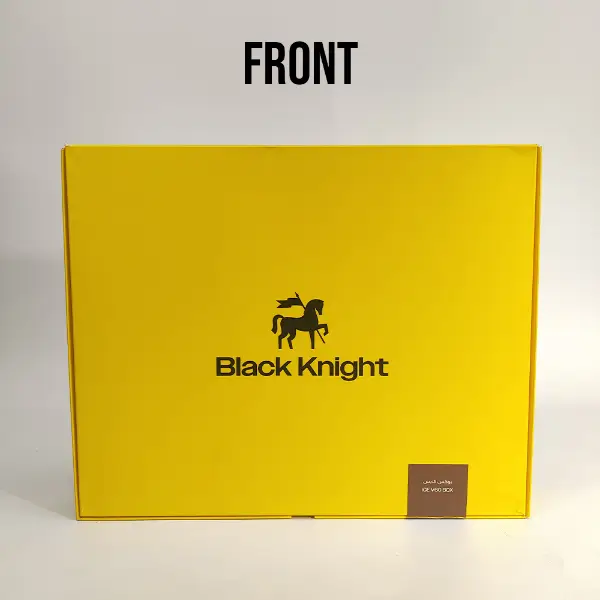 Vista frontal de uma caixa de café de papel personalizada amarela brilhante com a marca Black Knight