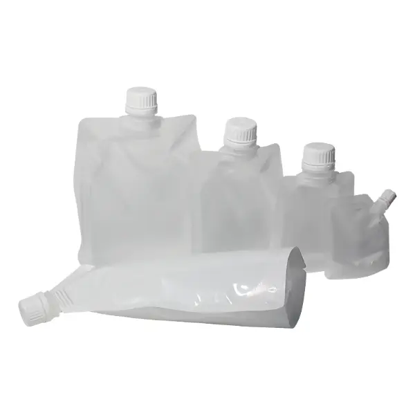 Bolsa transparente com acabamento fosco flexível mostrando estrutura macia e fácil apertar