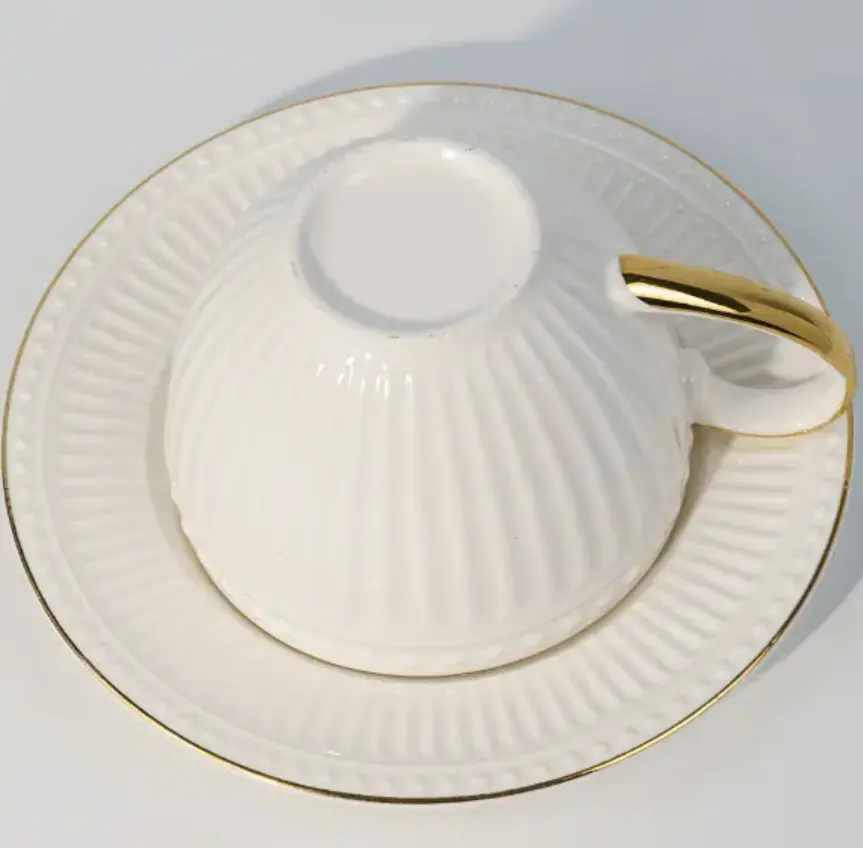 Conjunto de xícaras cerâmicas de café