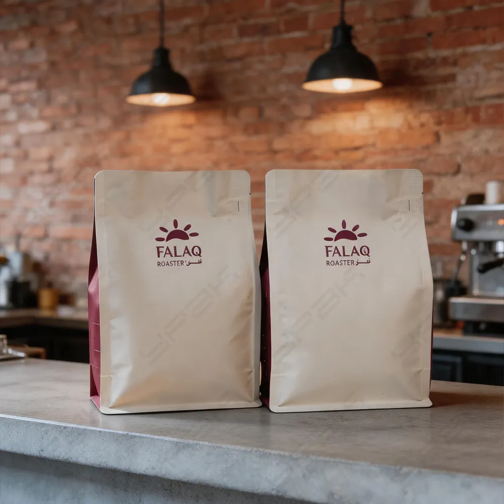 Saquinhos de café personalizados de 250g com fundo plano