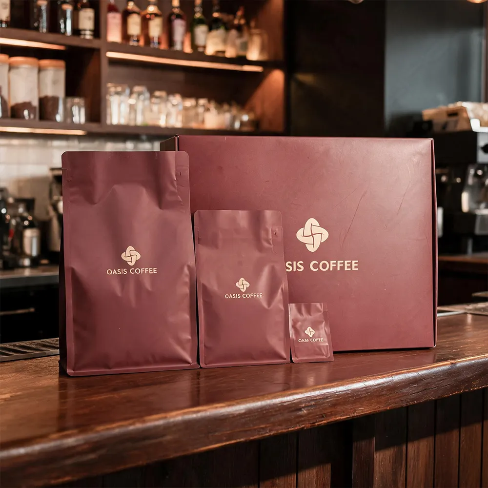 Embalagem de café de porção única com sachês e caixa de varejo